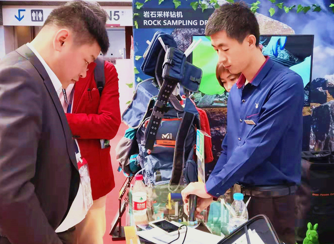 7a1230e1ef27e368eac896da8d4ebe4.jpg 7a1230e1ef27e368eac896da8d4ebe4.jpg