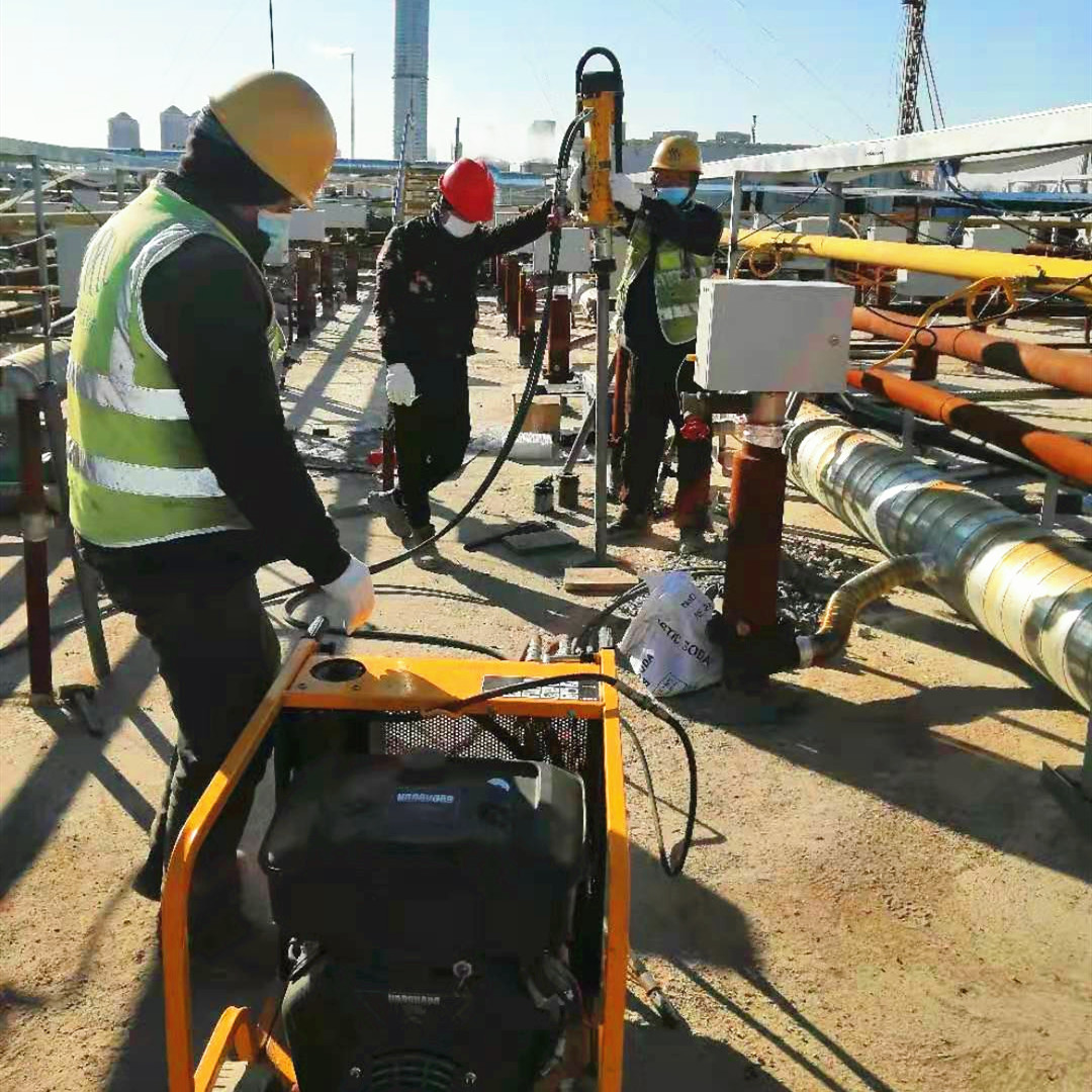 客户试机 (2).jpg 客户试机 (2).jpg