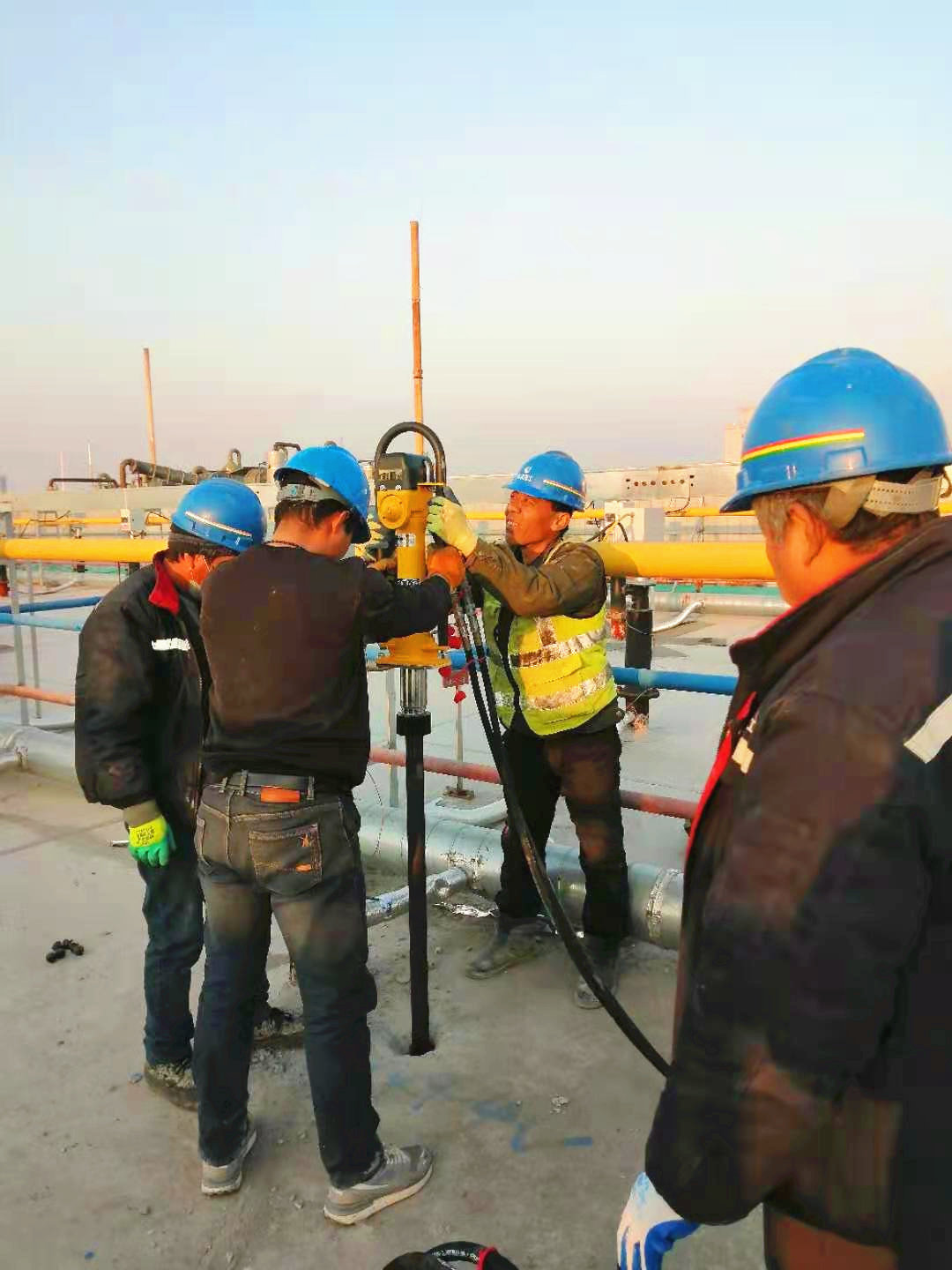 客户使用 (2).jpg 客户使用 (2).jpg