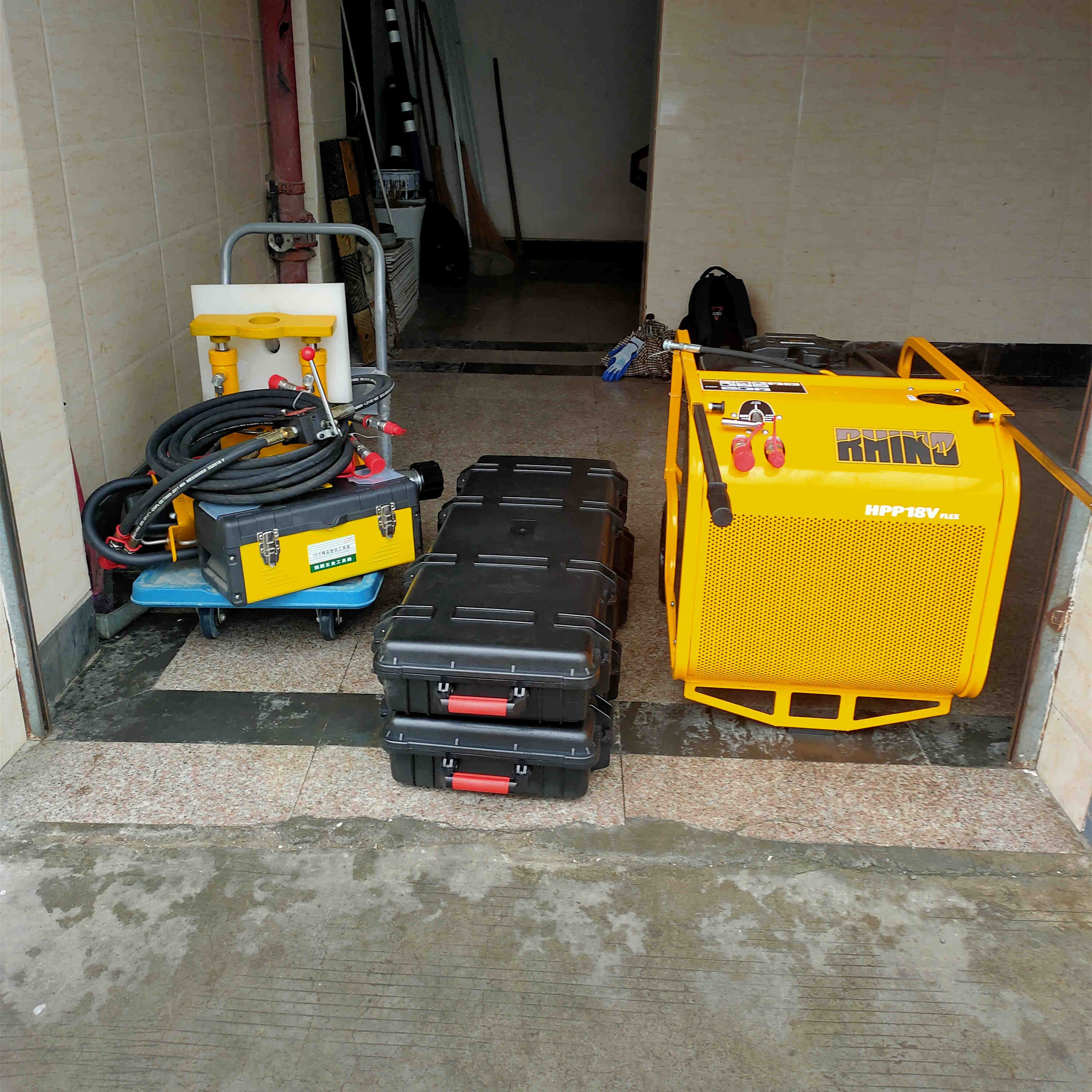 3点货及培训前uuuu准备_副本.jpg 3点货及培训前uuuu准备_副本.jpg