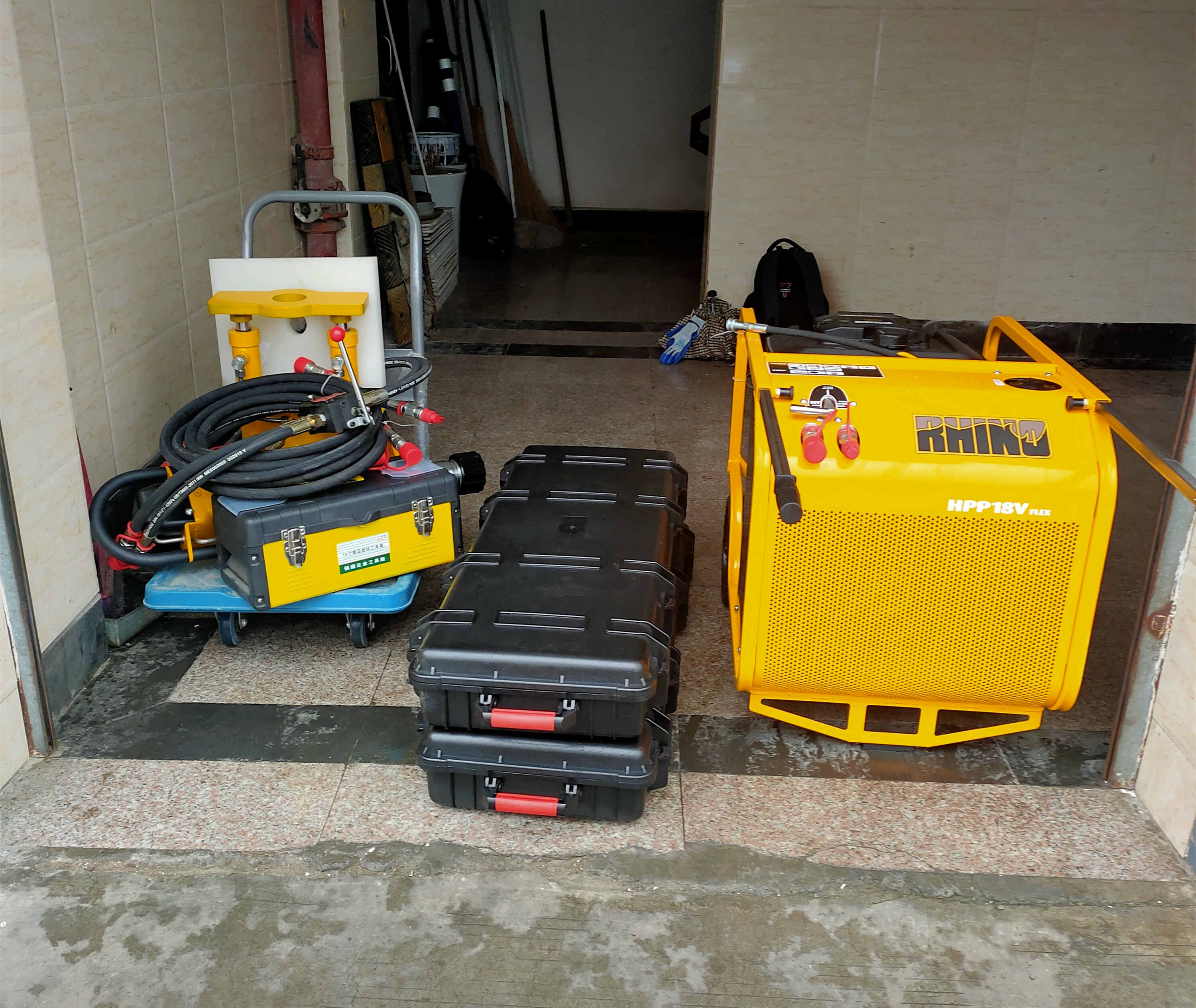 3点货及培训前准备.jpg 3点货及培训前准备.jpg