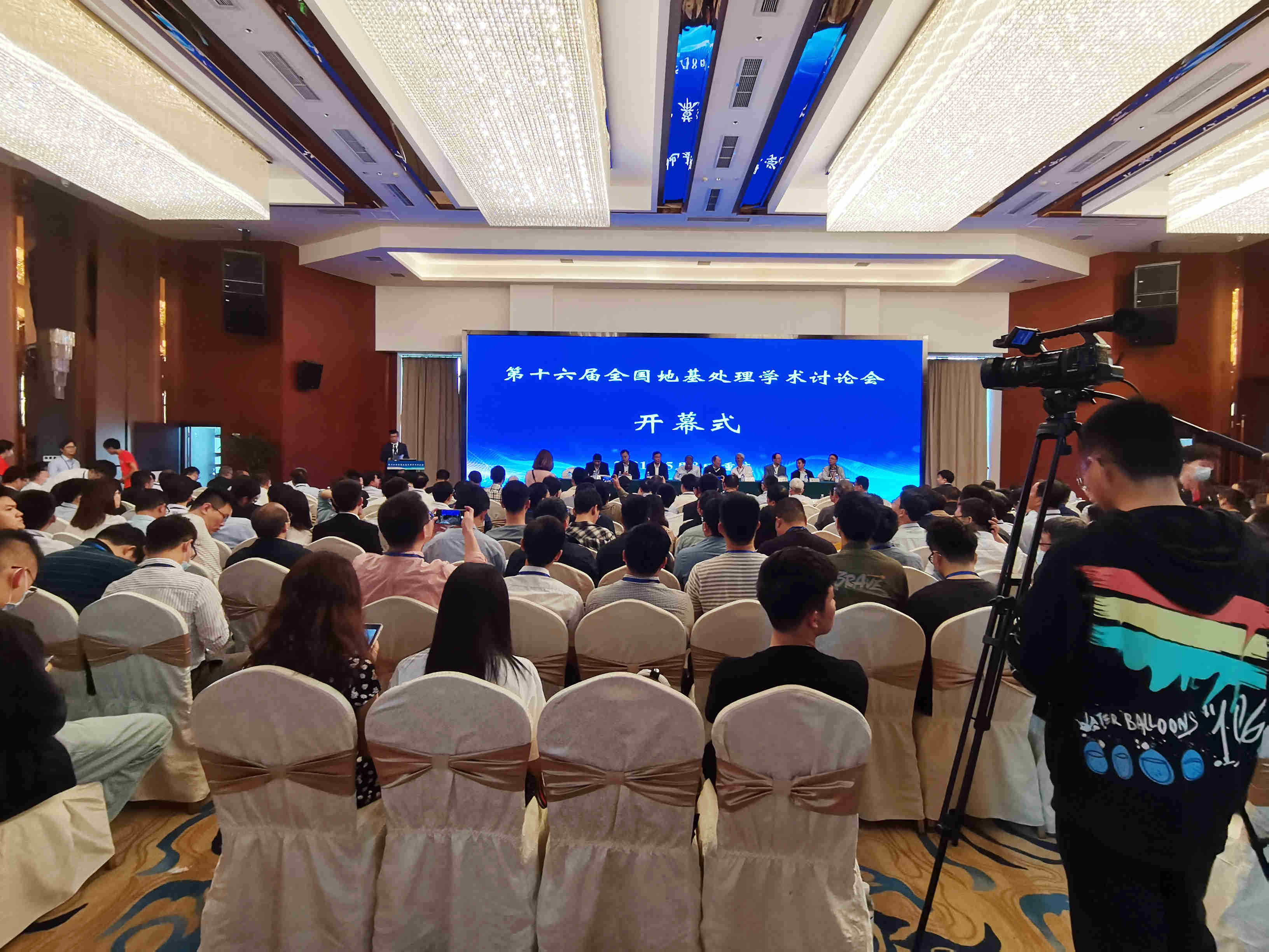 e77eb72a61a14afaf560f2fd35f54a8.jpg e77eb72a61a14afaf560f2fd35f54a8.jpg