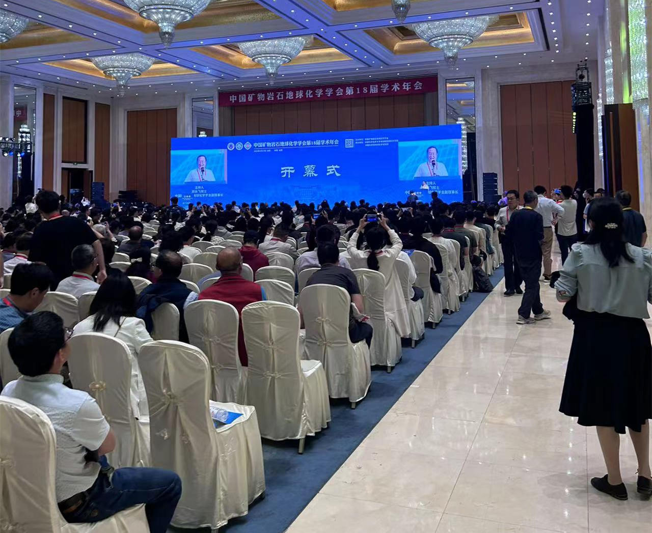 67ed68f4f5bcb23ffb8b357a69fa05d.jpg 67ed68f4f5bcb23ffb8b357a69fa05d.jpg