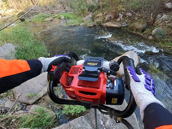 背包式地质钻机.jpg 背包式地质钻机.jpg