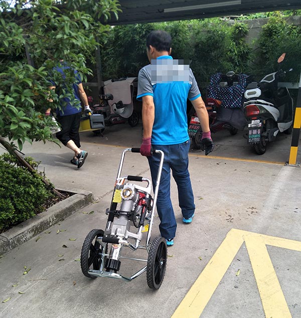 4去现场途中.jpg 4去现场途中.jpg