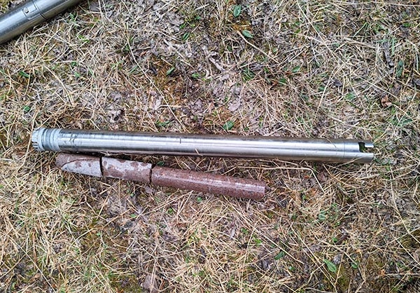 岩心.jpg 岩心.jpg