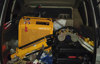 柱状土采样钻成功取出12米原状土样 柱状土采样钻成功取出12米原状土样