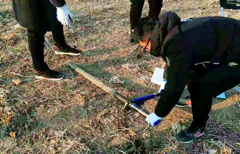 犀牛S1取土钻机与绍尔背包钻机同时交付使用 犀牛S1取土钻机与绍尔背包钻机同时交付使用