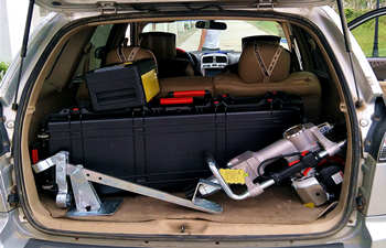 浅层取样钻机红黏土演示 浅层取样钻机红黏土演示