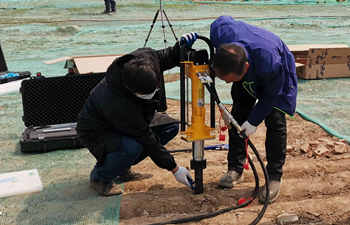 液压犀牛钻机场地培训 液压犀牛钻机场地培训