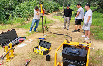 犀牛钻机交付 犀牛钻机交付