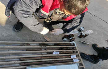 犀牛HPD液压手持式钻机 交付! 犀牛HPD液压手持式钻机 交付!