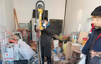 液压手持式钻机演示交付 液压手持式钻机演示交付