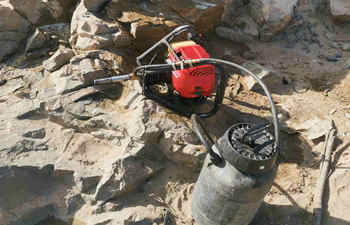 关于绍尔背包式钻机的近期交付 关于绍尔背包式钻机的近期交付