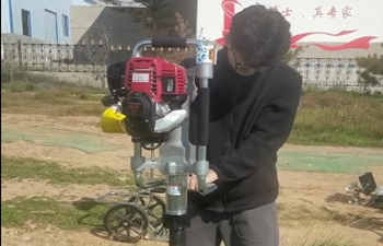 关于犀牛取土钻机的培训交付 关于犀牛取土钻机的培训交付