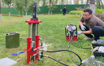 液压取土钻机的交付培训 液压取土钻机的交付培训